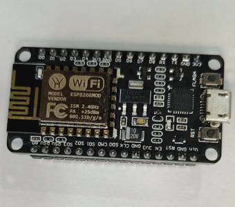 ESP8266 NodeMCU CP21...